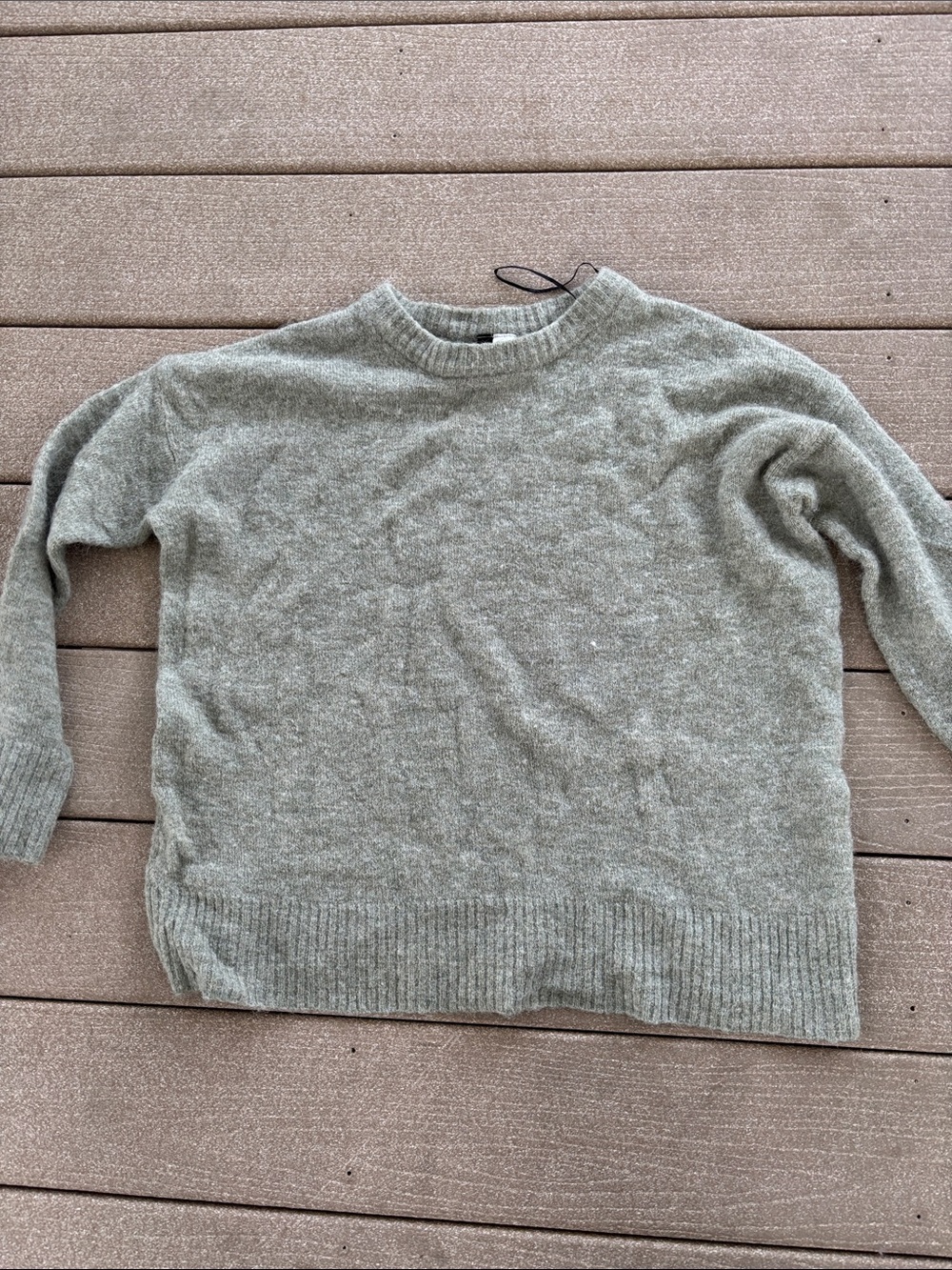 Divided Crewneck Sweater in Light green
